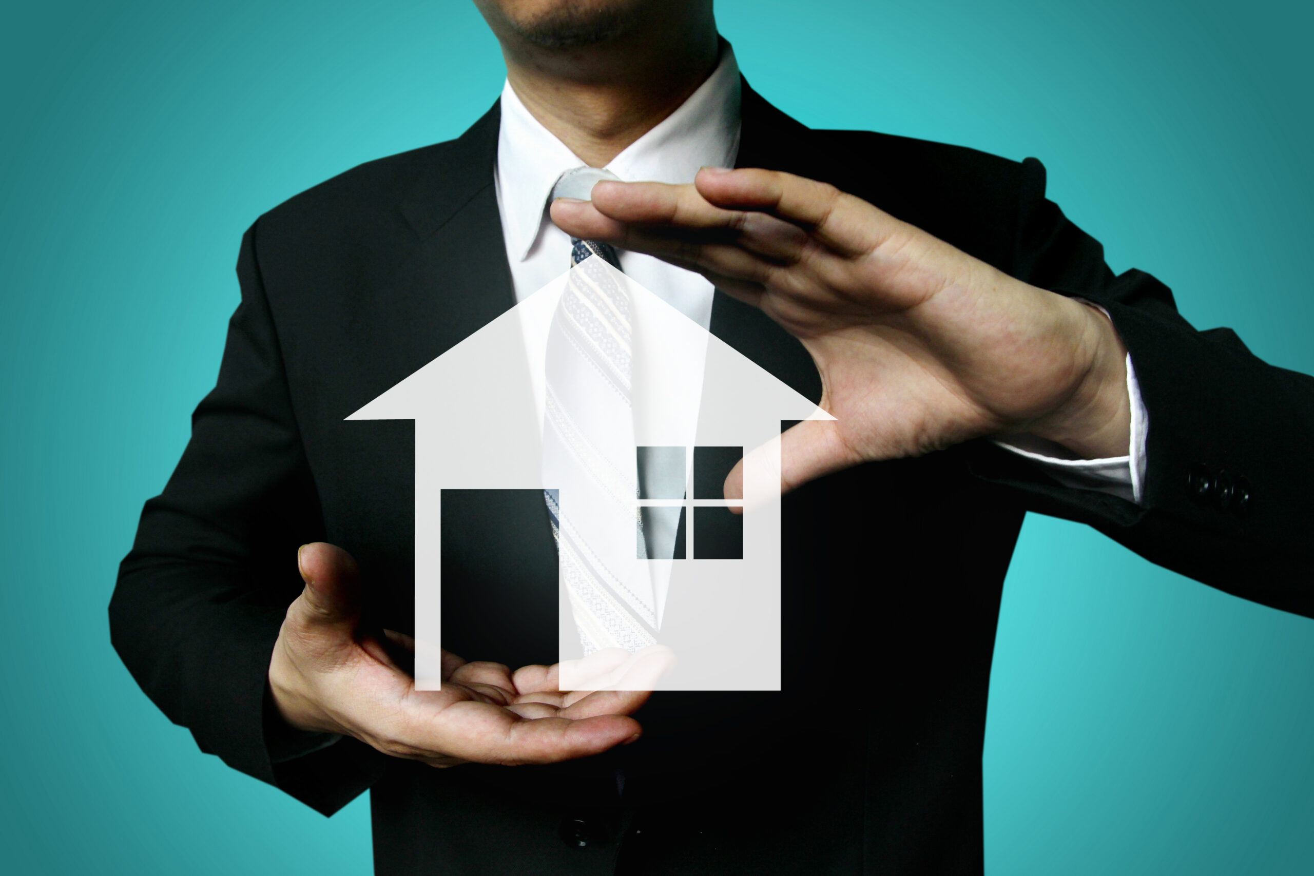 Five-Reasons-To-Hire-a-Lawyer-When-Purchasing-a-Home-scaled